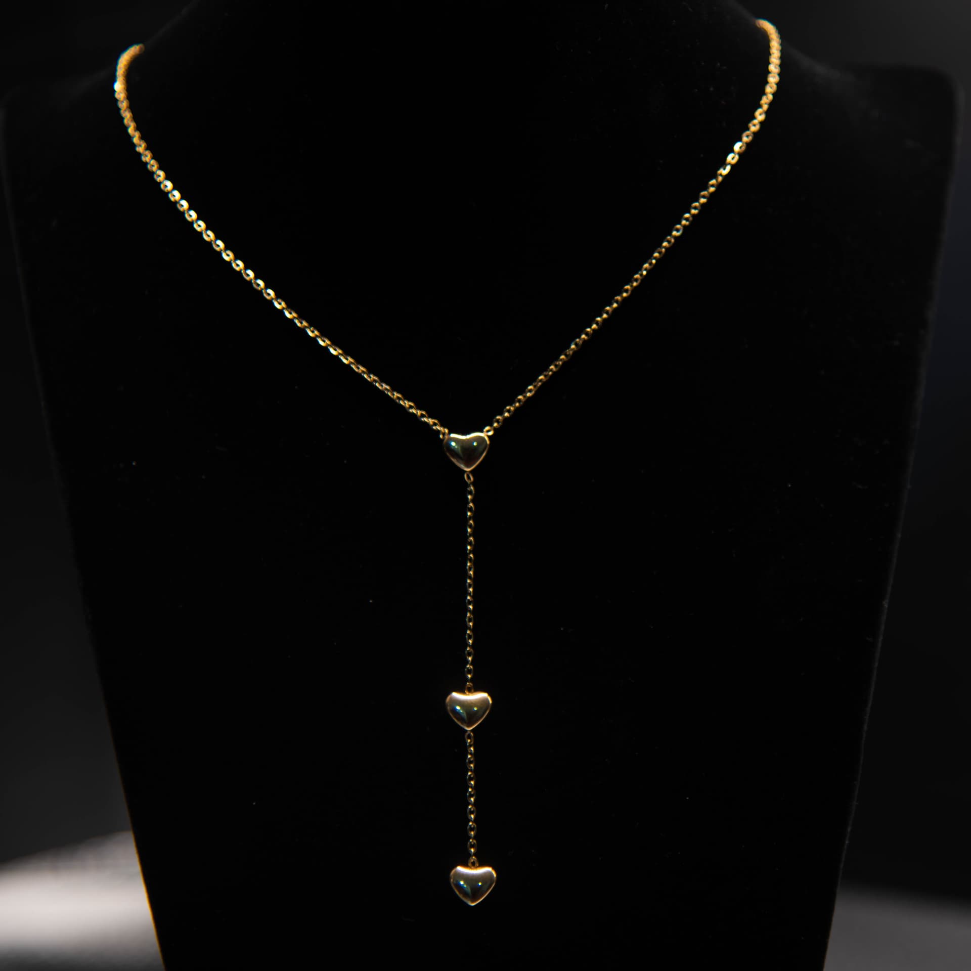 Stainless Steel Elegant Three Heart Pendant Necklace thumbnail 2